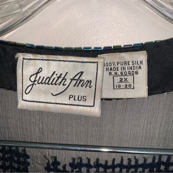 Vintage Judith Ann 100% Pure Silk Black and Multicolour Sequin Jacket 2X - Picture 3 of 9